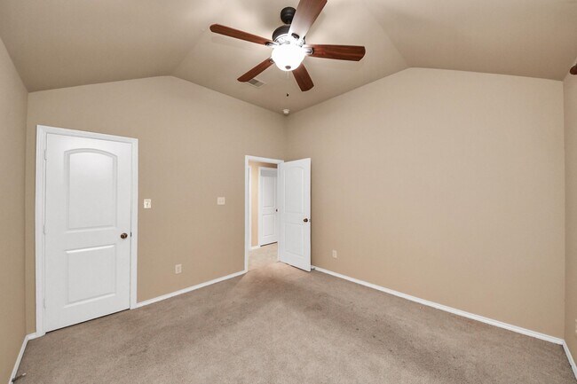 Building Photo - 2003 Sequoia Trail Ln