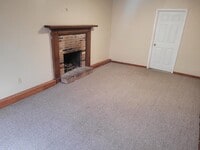 Building Photo - 2907 W Park Dr