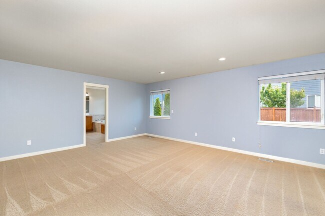 Building Photo - Beautiful Craftsman home available for ren...