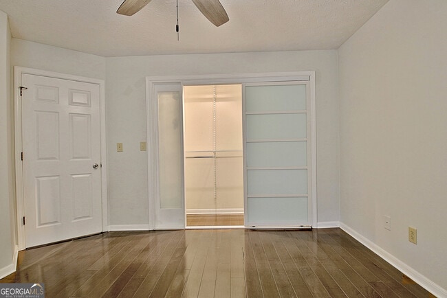 Building Photo - 315 Wood Ridge
