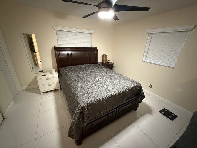 Building Photo - 2504 Ranch Lake Cir