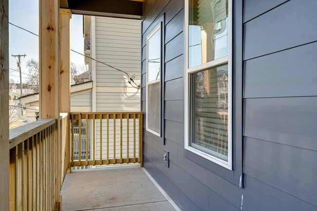 Building Photo - 4 Bedroom Rental in The Nations!