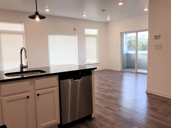 Floorplan - 6619 Ridge Avenue