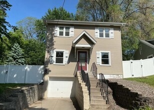 Building Photo - 1762 Edgerton St