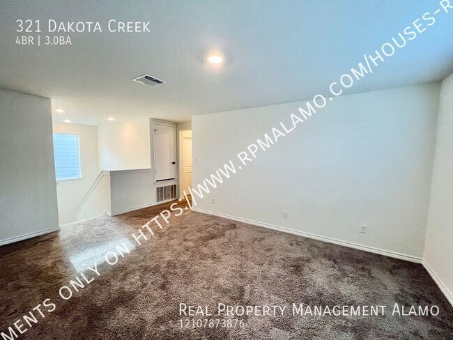 Building Photo - 321 Dakota Crk