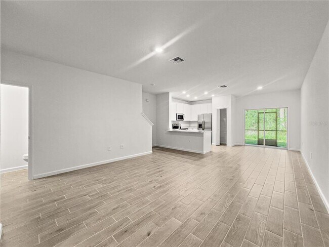 Building Photo - 3594 SE 37th Ct