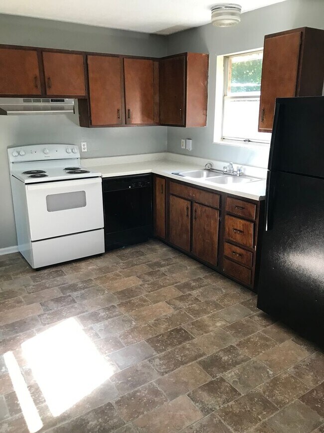 Building Photo - 1351 Stephen Foster Dr