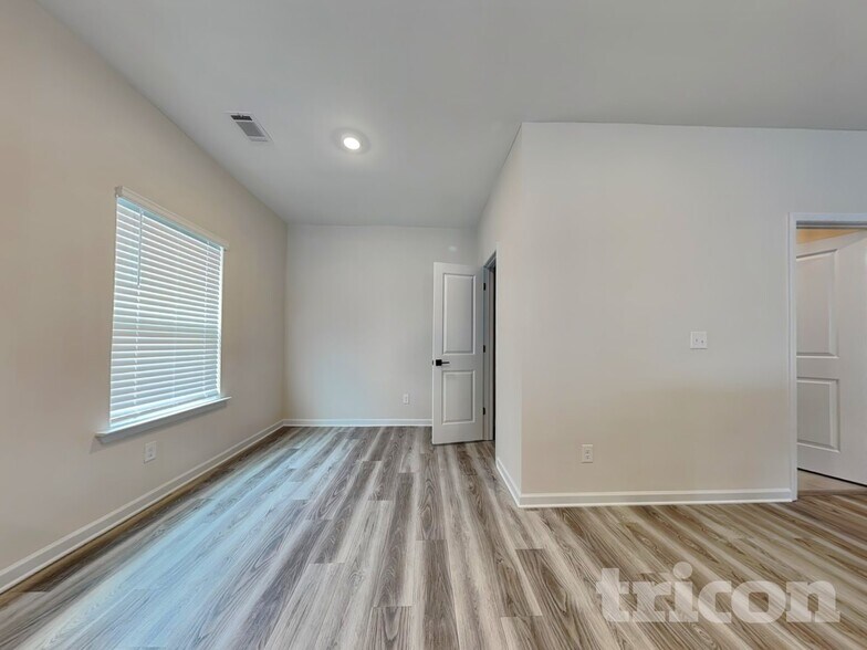 Building Photo - 3433 Arabian Farm Ln