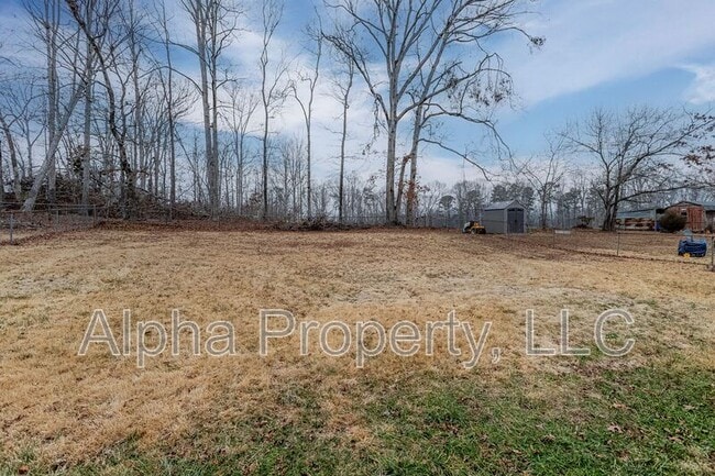 Building Photo - 30 Cox St