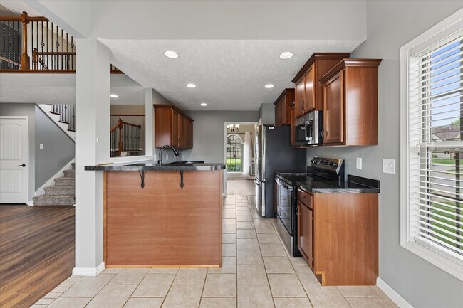 Building Photo - 1484 Apache Way