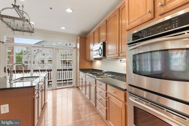 Building Photo - 172 Cameron Station Blvd