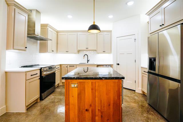 Building Photo - 108 Cardinal Wds