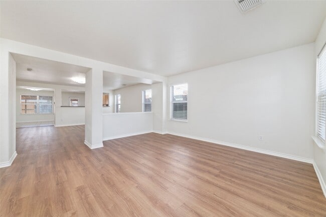 Building Photo - 8418 Village Rose Ln