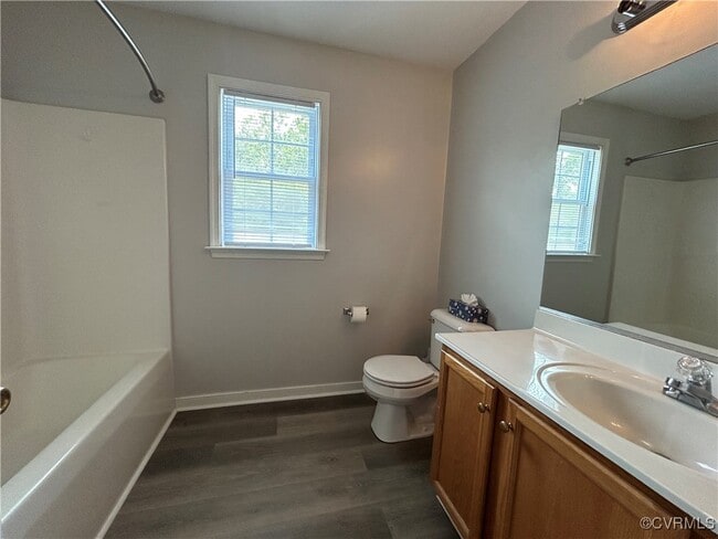 Building Photo - 317 Lake Crest Ct