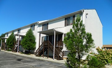 Building Photo - Country Place Apartments