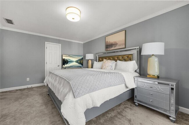 Building Photo - 9800 Foxworth Dr