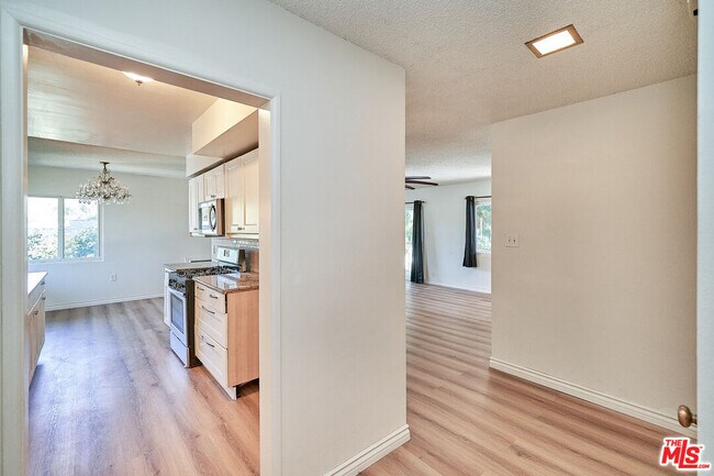Building Photo - 12129 Beverly Blvd