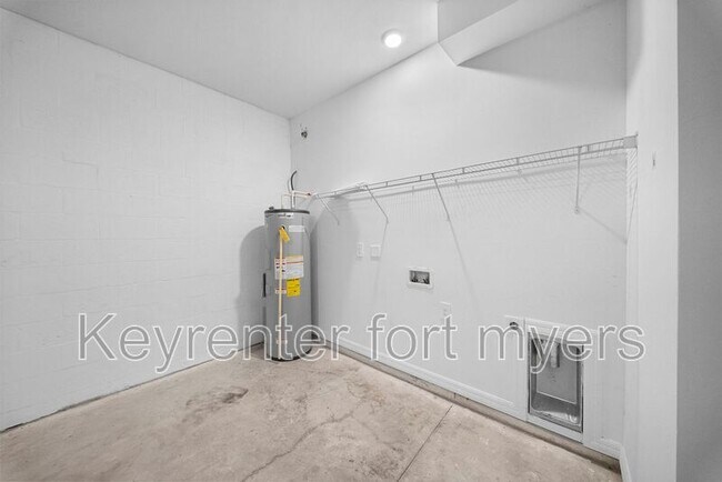 Building Photo - 4716 29th St SW