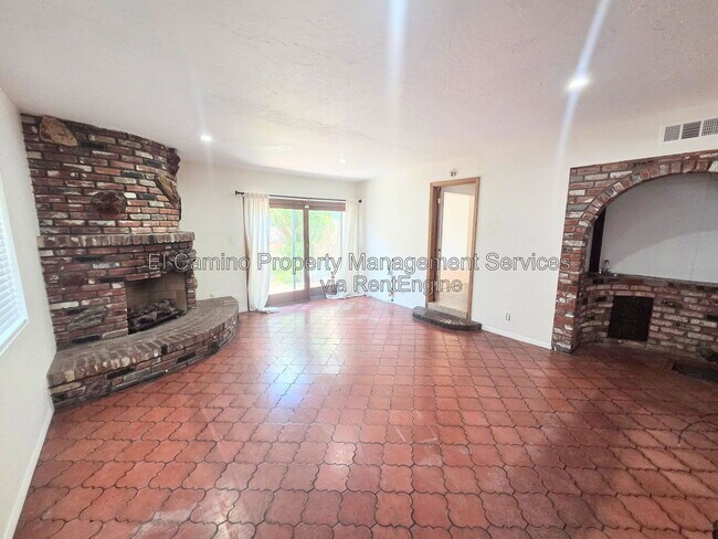 Building Photo - 4137 Layman Ave