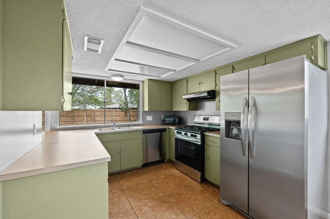 Building Photo - 9502 Gambels Quail Dr