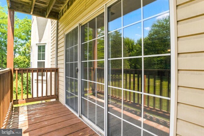 Building Photo - 127 Brookland Terrace