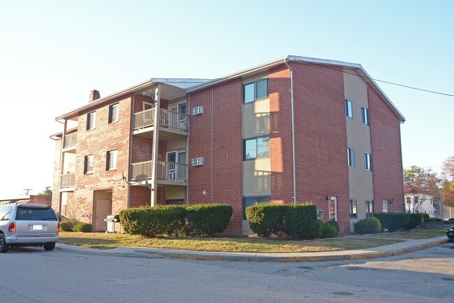 Building Photo - 980-984 Sharon St
