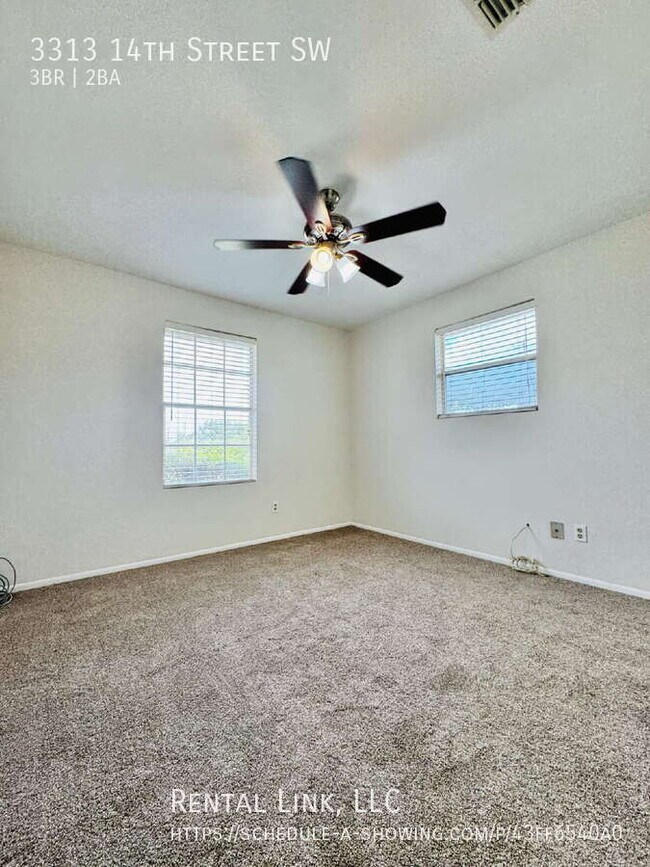 Building Photo - 3313 14th St SW