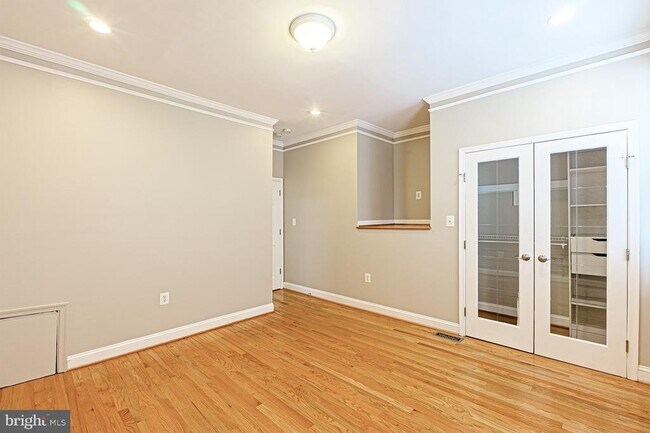Building Photo - 1535 Gales St NE