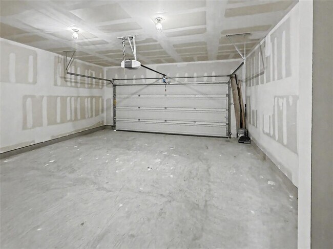 Building Photo - 229 Night Riders Wy
