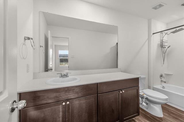 Building Photo - 340 Red Rock Trl