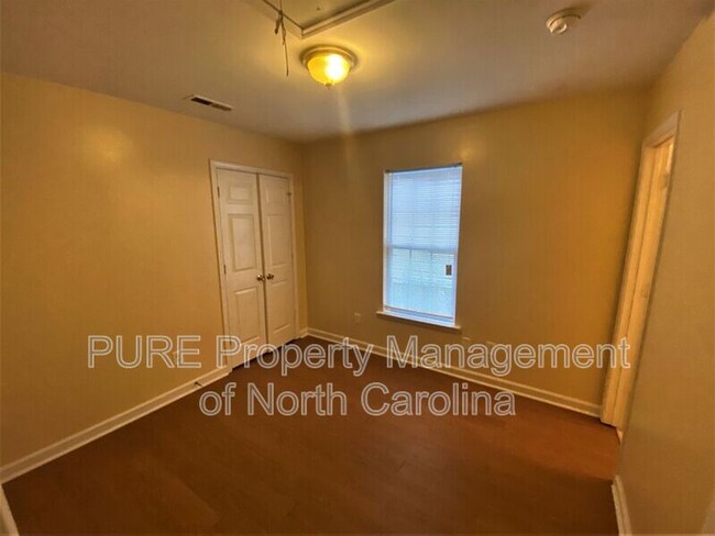 Building Photo - 2507 Pinnix St