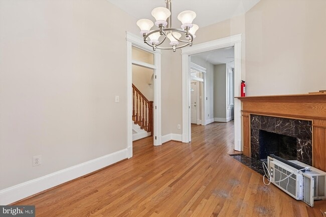 Building Photo - 14 Seaton Pl NW