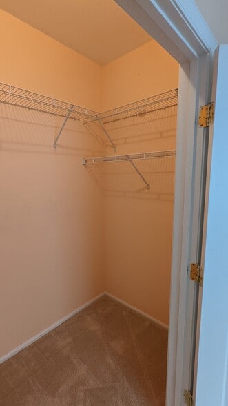 Building Photo - 1570 Spring Gate Dr