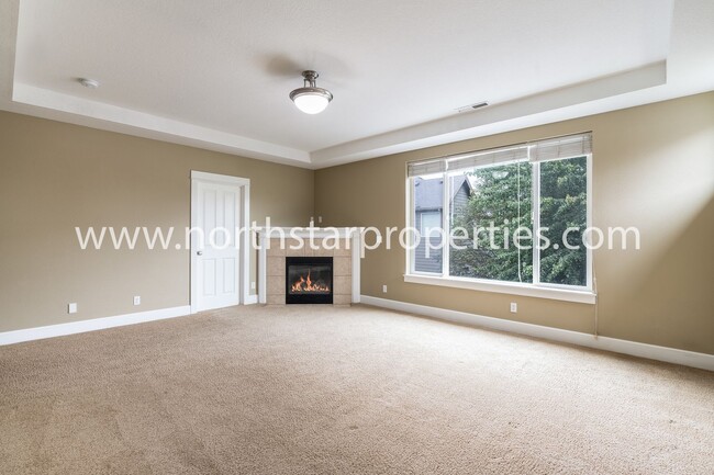 Building Photo - 20462 SW Arnold Pl