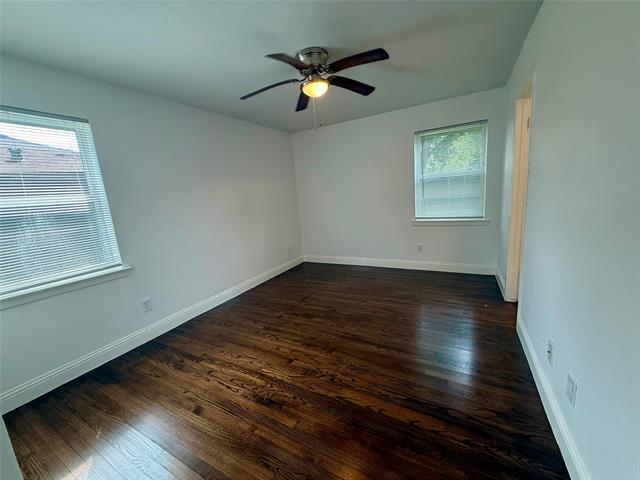 Building Photo - 2714 Maple Dr