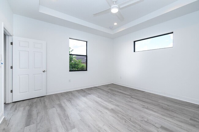 Building Photo - 3304 Glencove St