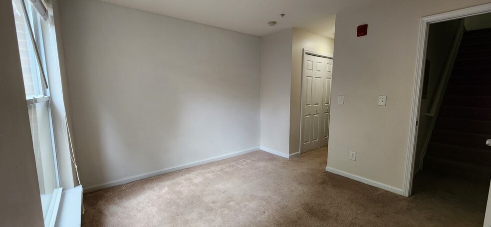 Building Photo - 3635 Warp St