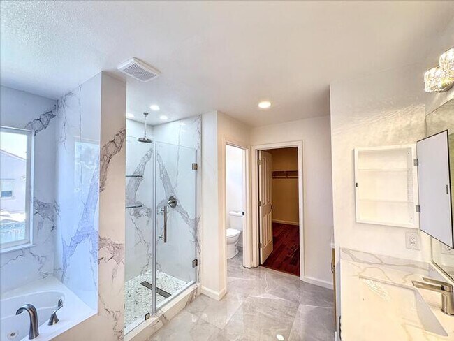 Building Photo - 1905 Paradise Peak Ct
