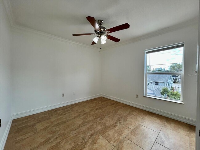 Building Photo - 116 143rd Ave