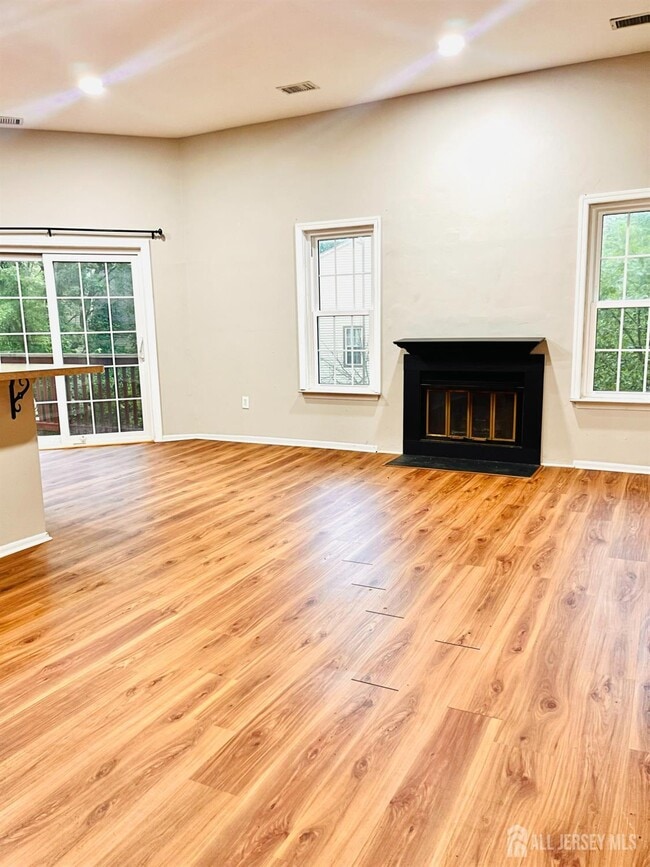 Building Photo - 4183 Bayberry Ct