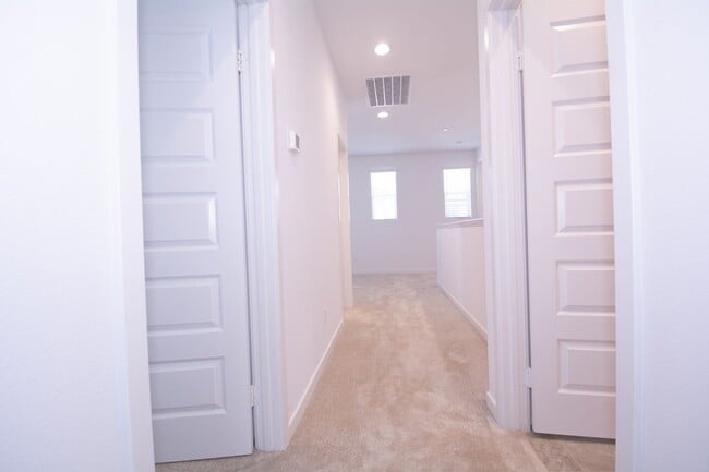 Building Photo - 7039 Mallow Dr