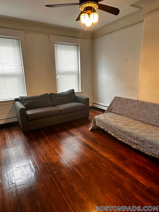 Primary Photo - 34 Cunard St
