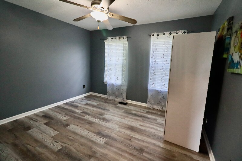 Building Photo - 12115 Flagstone Dr