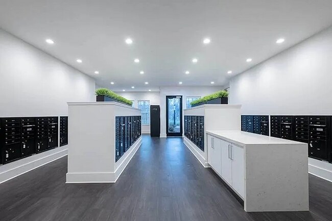 Building Photo - 15401 Chenal Pkwy