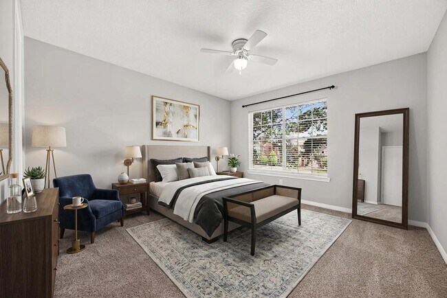 Building Photo - 2106 Avenida La Quinta St