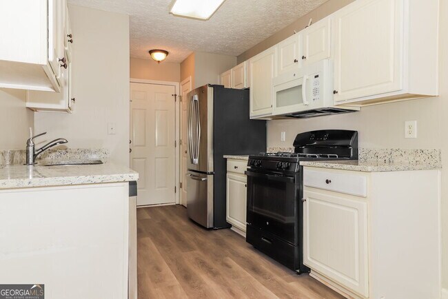Building Photo - 168 Ilex Dr