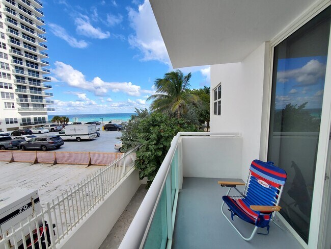view from balcony - 3001 S Ocean Dr