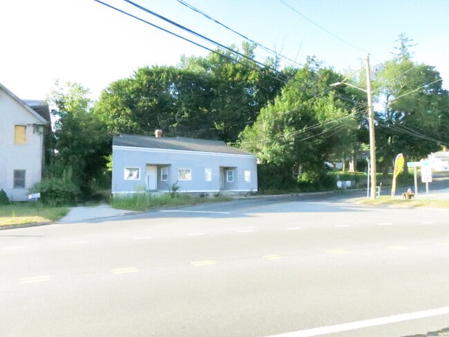 Primary Photo - 7A Windham Ave