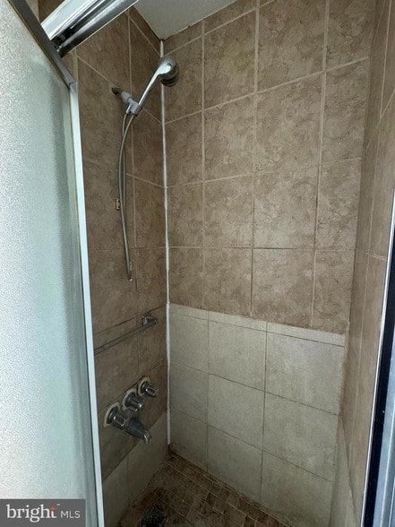 Building Photo - 521 E Westmoreland St