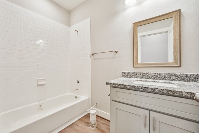 Building Photo - 420 Ave B